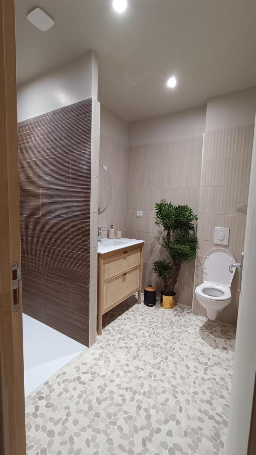 Loveroom Japon Avec Balneotherapie Toulon Bagian luar foto